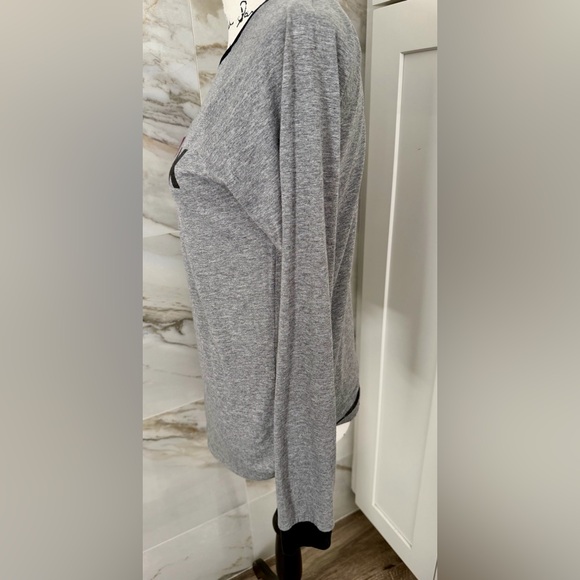 Fox Racing Women's Heather Gray Long Sleeve Tee Logo - Picture 2 of 10